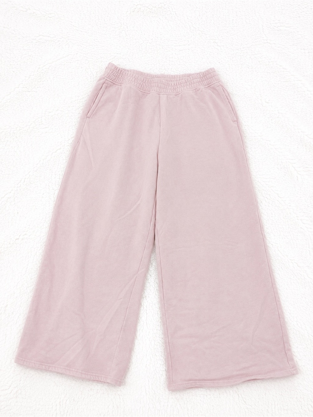 Hollister Wide-Leg Sweatpants in Pink